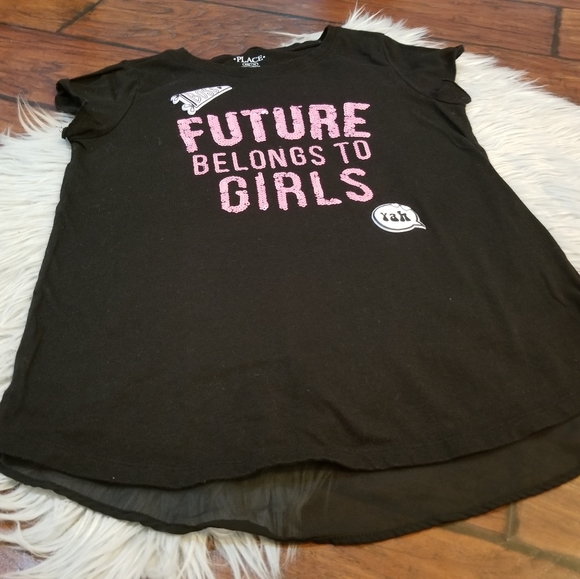CLOSET CLEAR OUT ITEM - Picture 2 of 7
